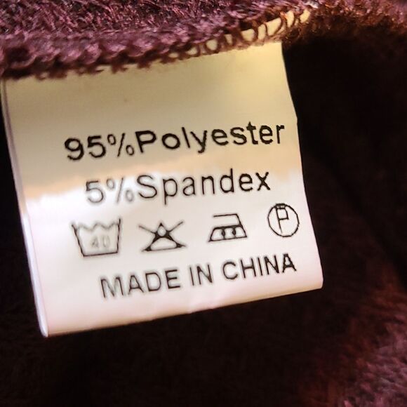 Turtleneck Sweater, Maroon, Size XS - Picture 6 of 6